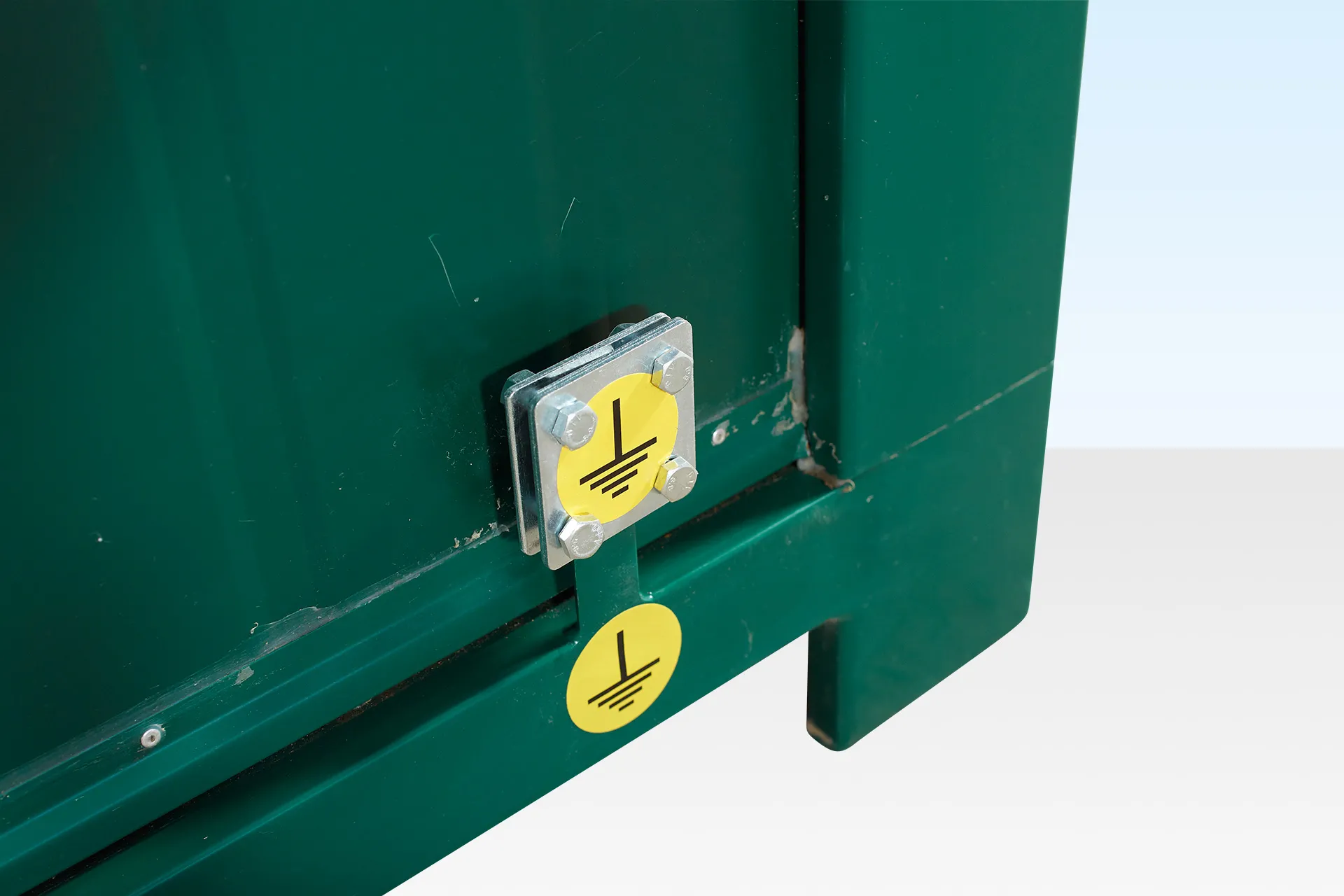 1+1 Double Mains Toilet 8Ft x 5Ft (Green) - Image 7