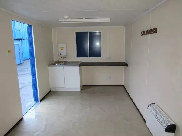 20ft x 7ft 6in Steel Mobile Anti-Vandal Office - Image 3