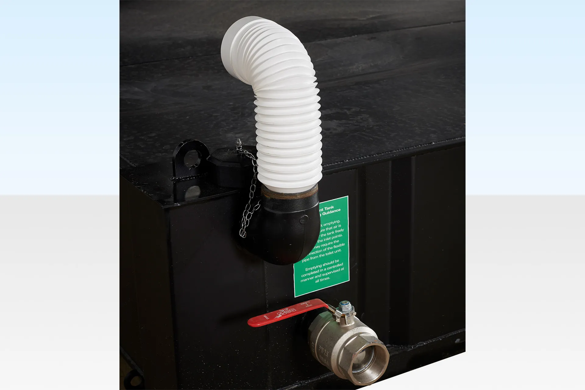 2+1 Sit On Waste Tank 4800 Ltr - Image 3